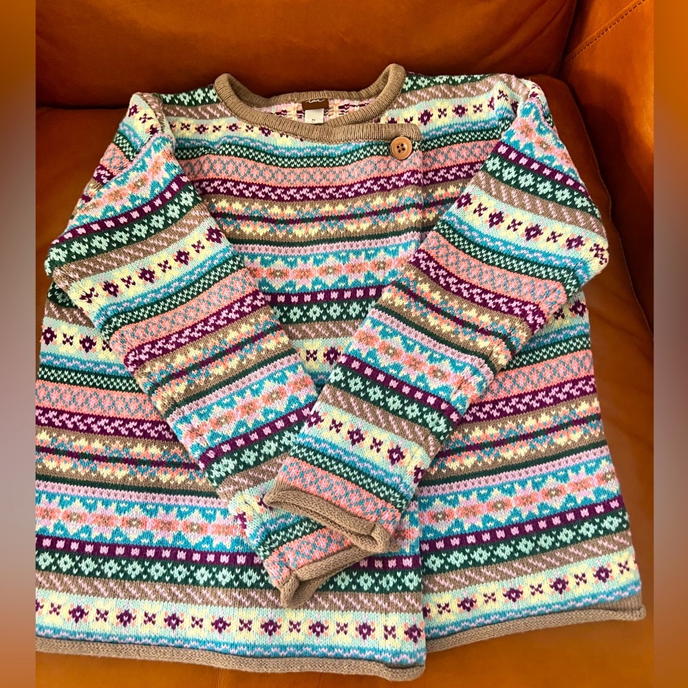 Excellent Condition Tea Collection Sweater beautiful colors